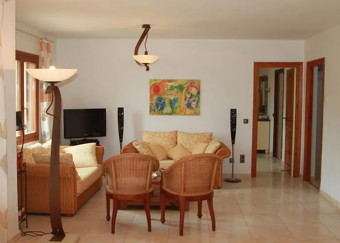 Chrisuli - Well Furnished Villa With Panoramic Views In Moraira